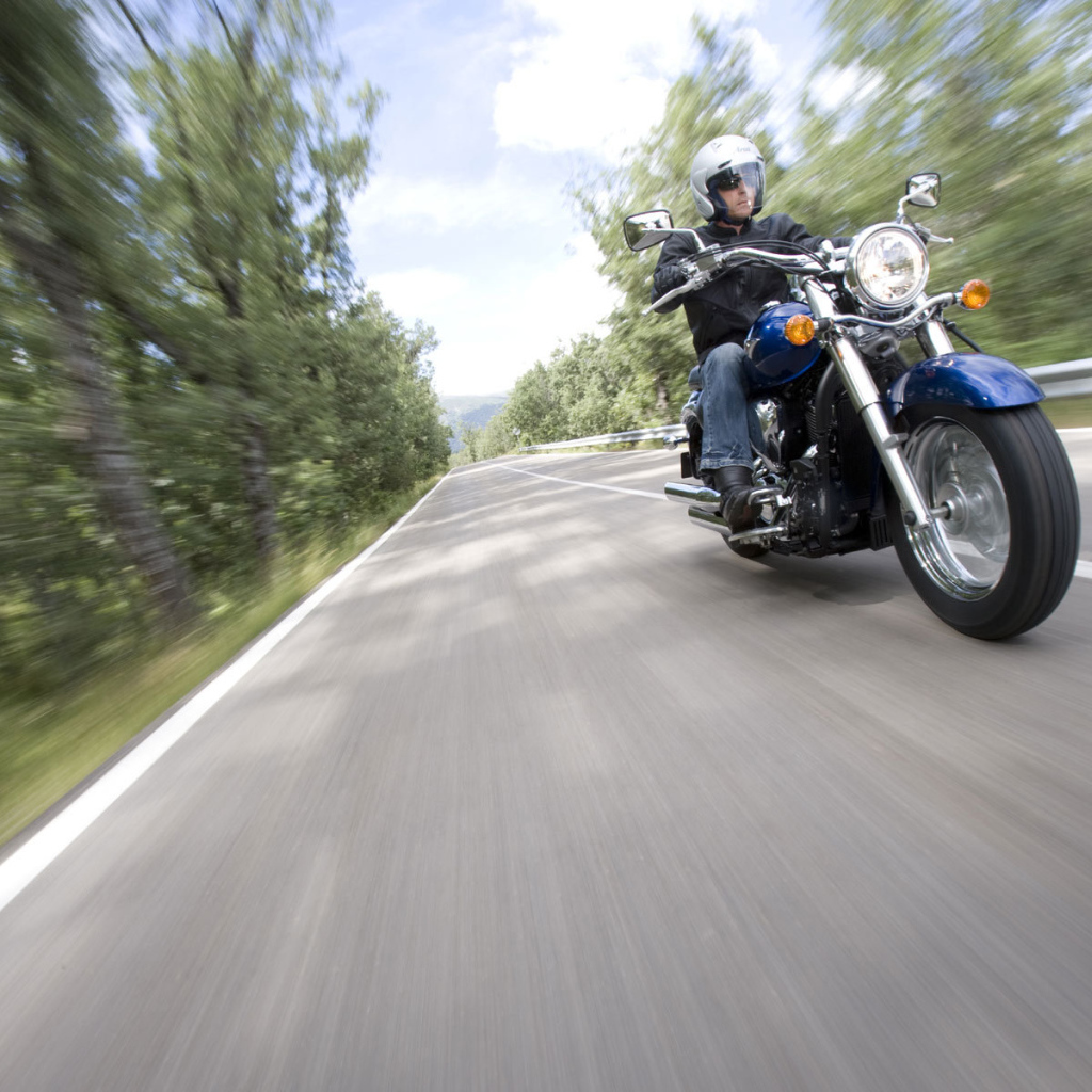 Тест-драйв мотоцикла Kawasaki VN 900 Classic