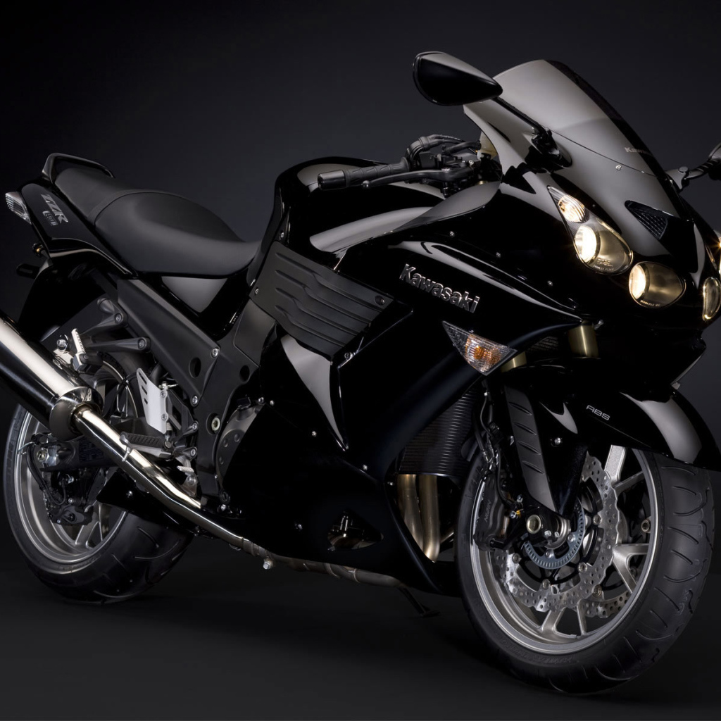 Тест-драйв мотоцикла Kawasaki ZZR 1400