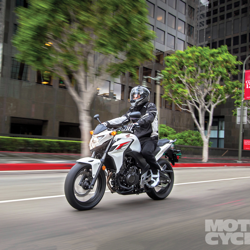 Тест-драйв мотоцикла Новый мотоцикл Honda CB 500 F