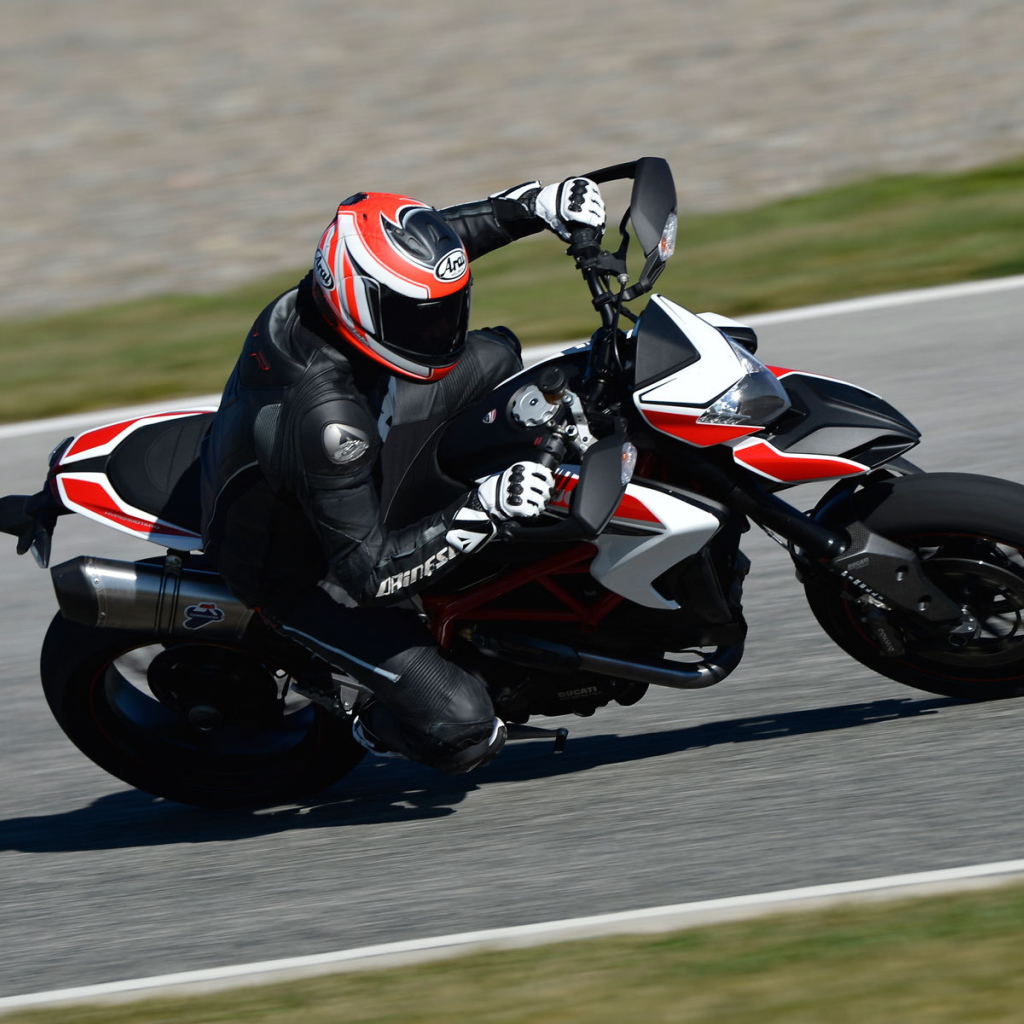 Тест-драйв мотоцикла Ducati Hypermotard SP