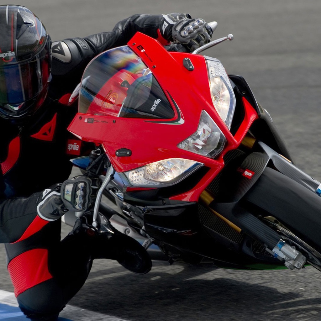 Гонщик на вираже