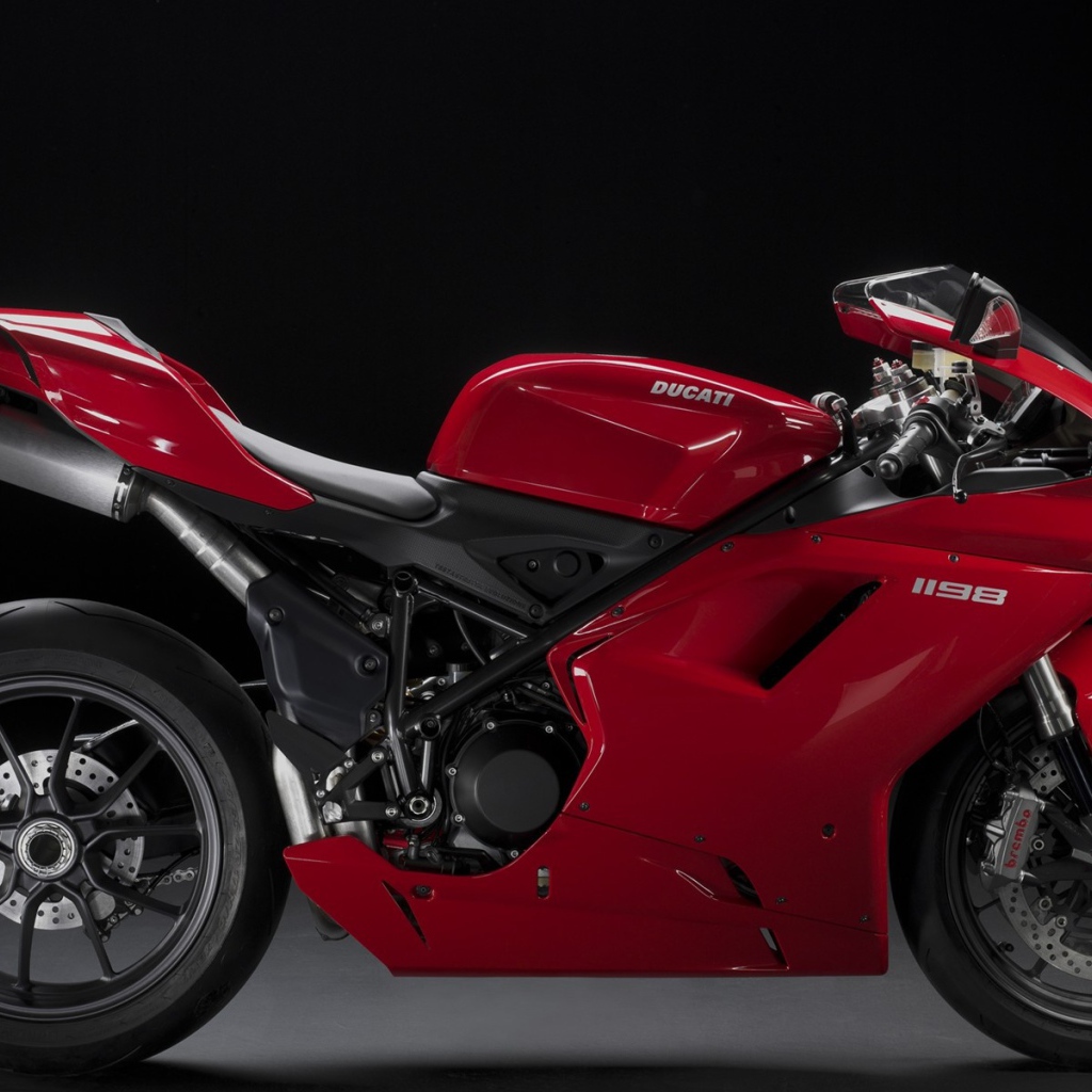 Супер мотоцикл Ducati 1198