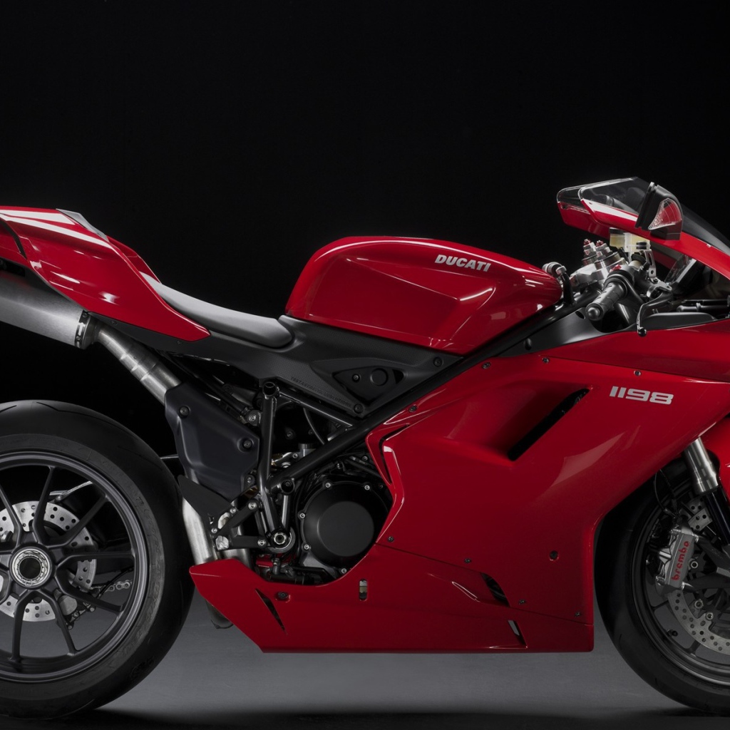Супер мотоцикл Ducati 1198