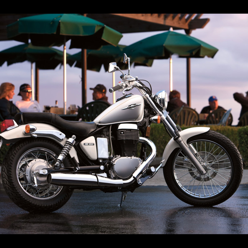 Новый мотоцикл Suzuki Boulevard S 40