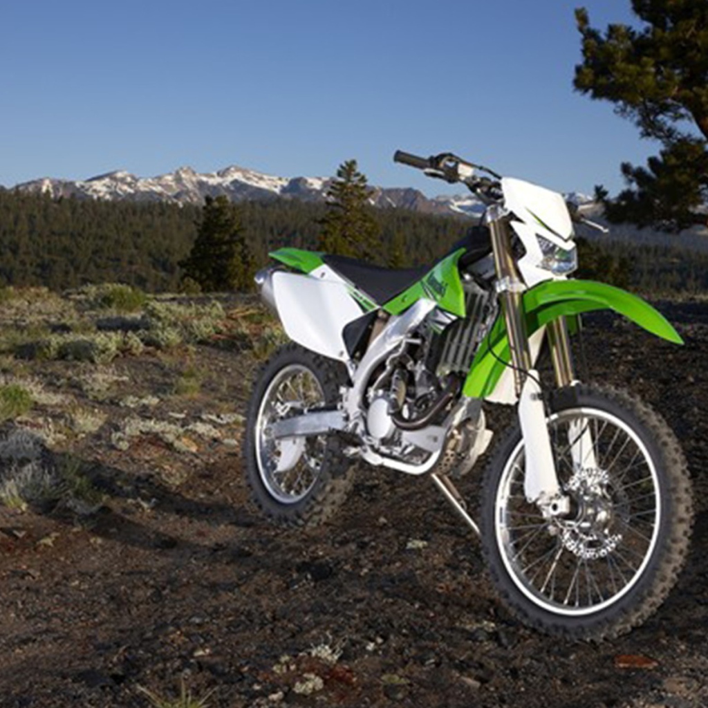 Надежный мотоцикл Kawasaki KLX 450 R
