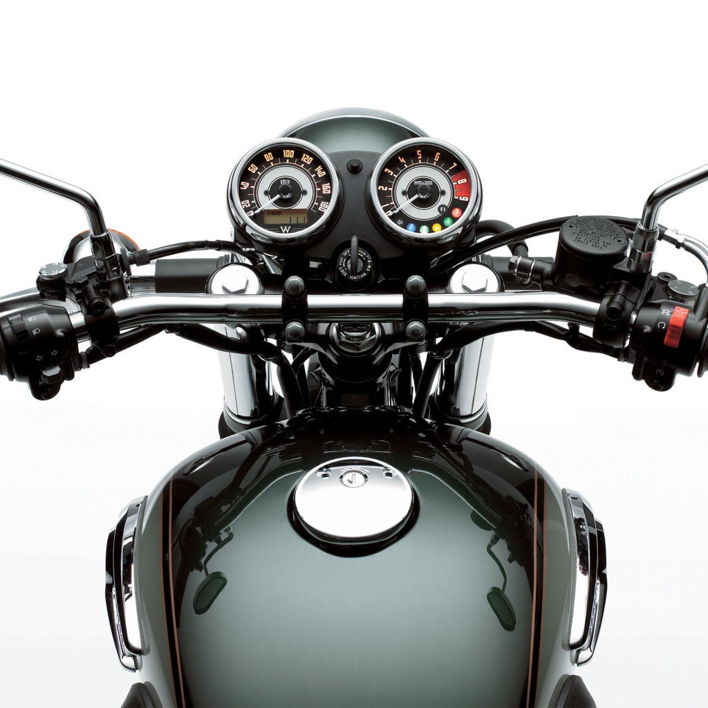 Новый надежный мотоцикл Kawasaki W 800