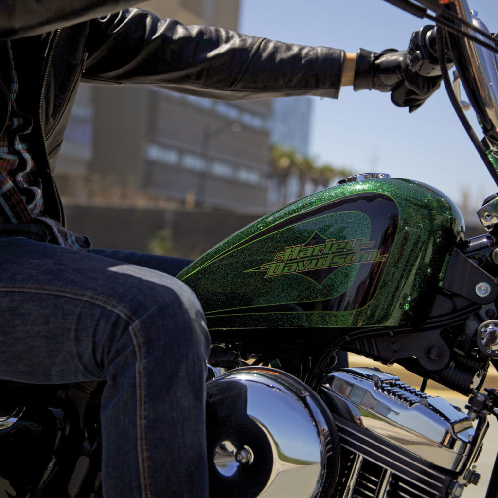 Тест-драйв мотоцикла Harley-Davidson XL 1200V Sportster Seventy-Two