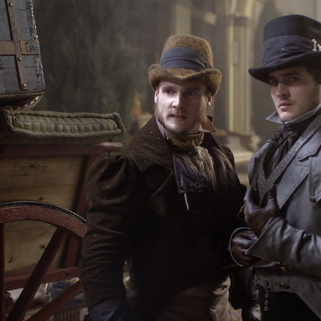 Известный фильм Красавица и чудовище 2014