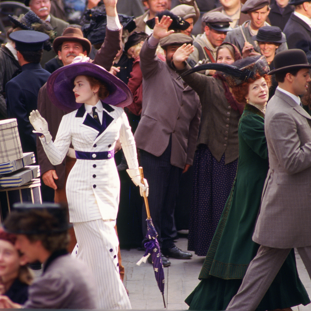 Посадка на корабль в фильме Титаник