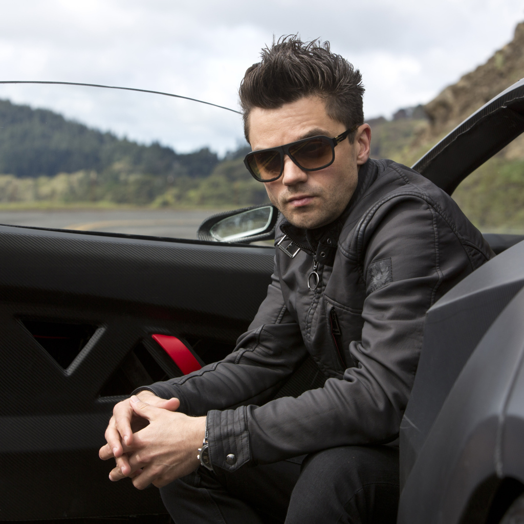 Need for Speed: Жажда скорости Доминик Купер в машине