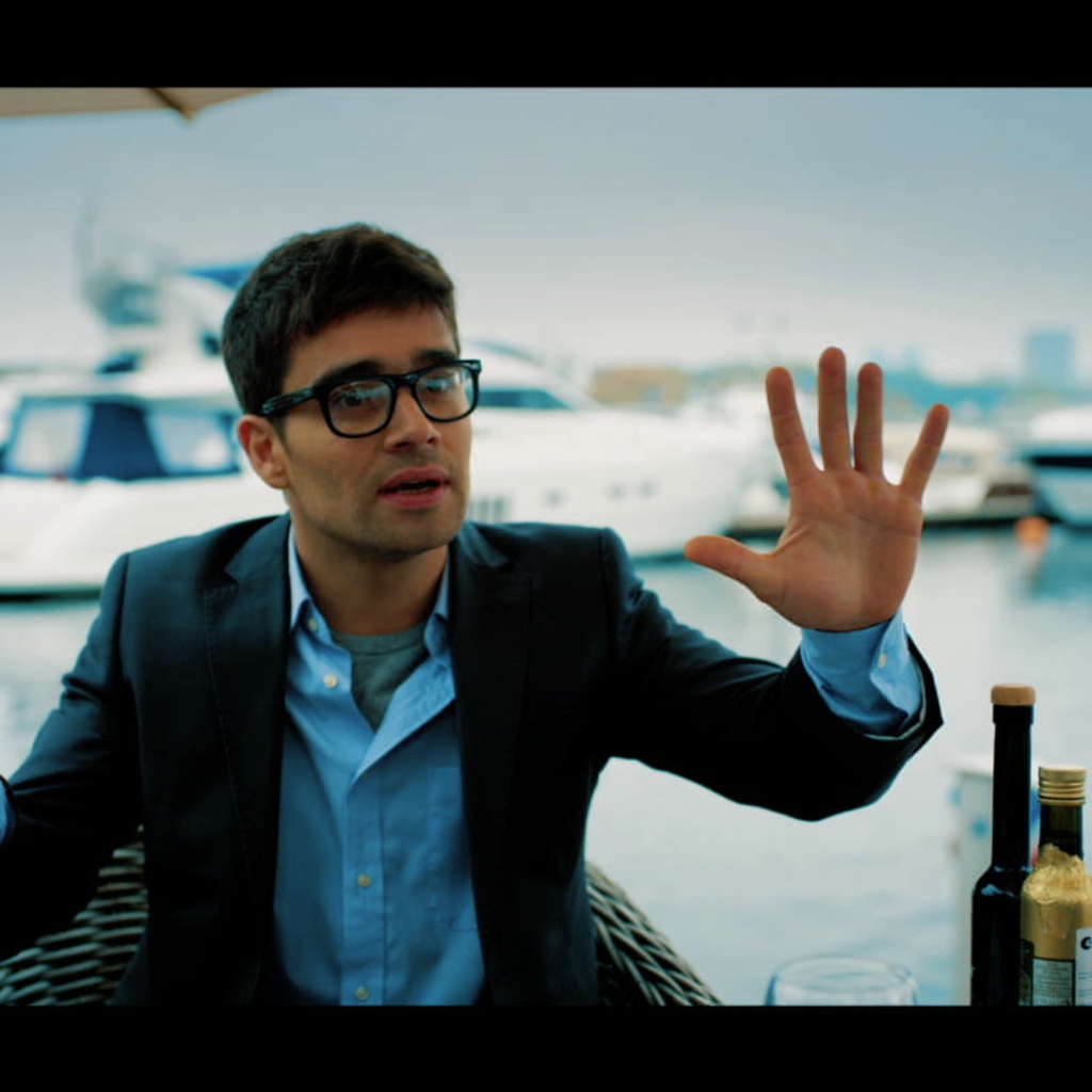   Одноклассники.ru НаCLICKай удачу главный герой