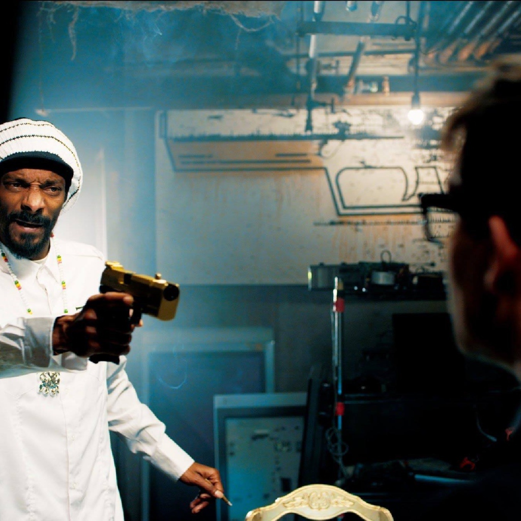 Одноклассники.ru НаCLICKай удачу угрожает пистолетом