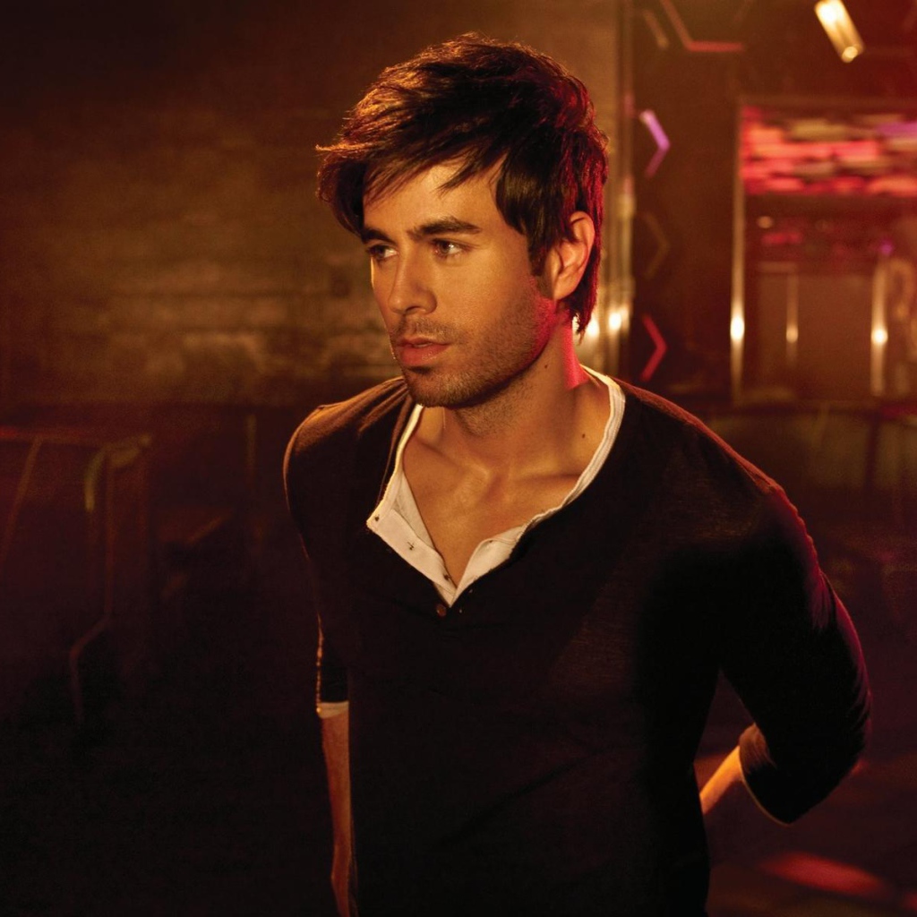 Энрике Иглесиас кадр из клипа