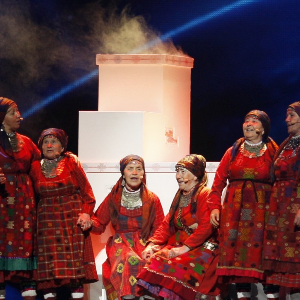 Шесть бабушек