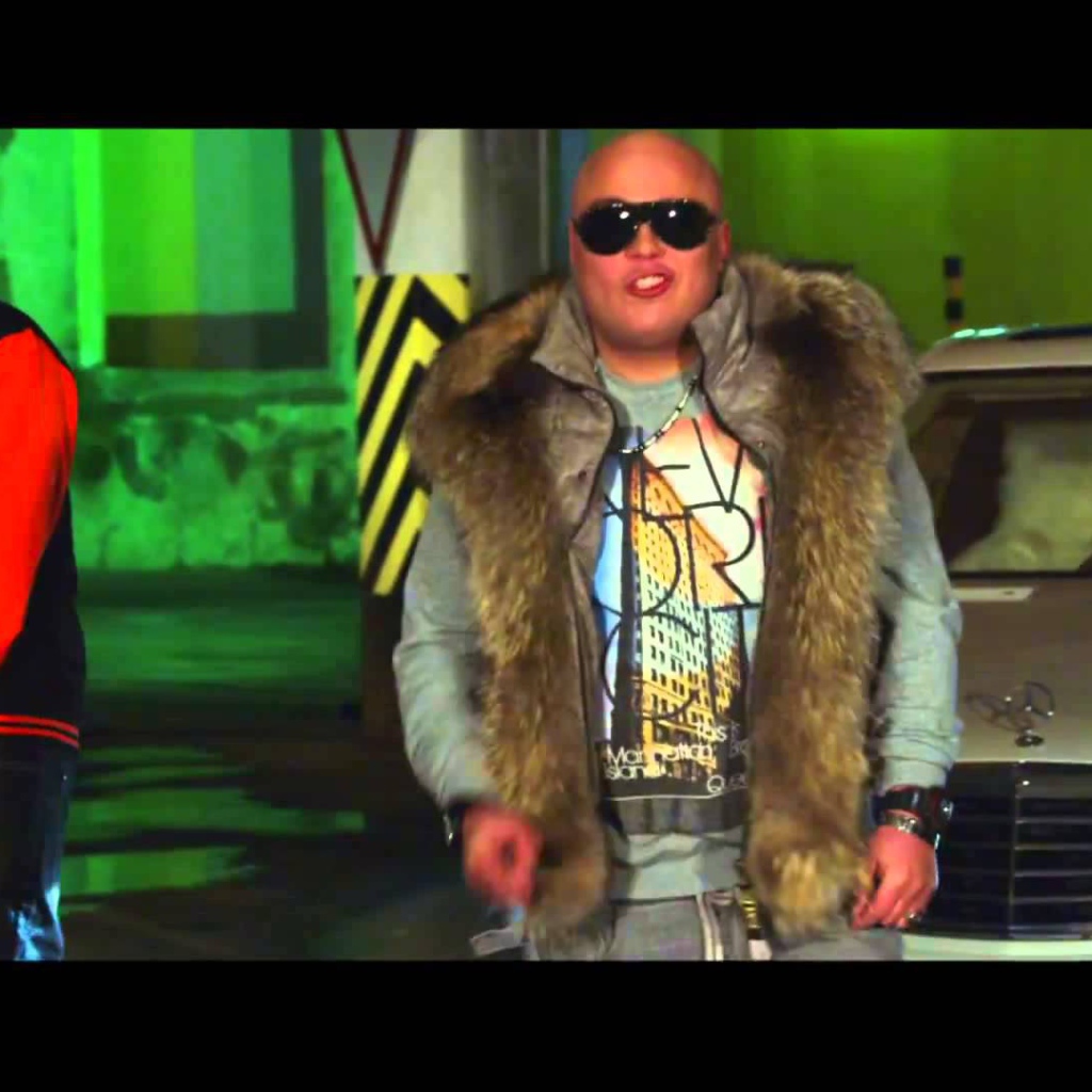 Доминик Джокер богато одетый