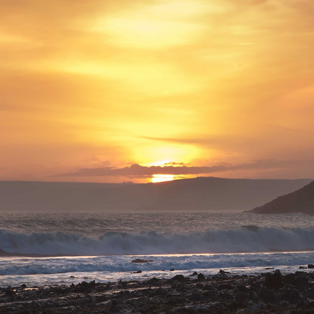 Пенистые волны