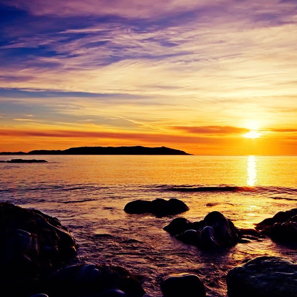 Восход на пляже