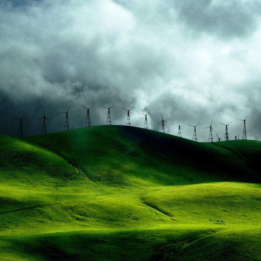 Облака над полем