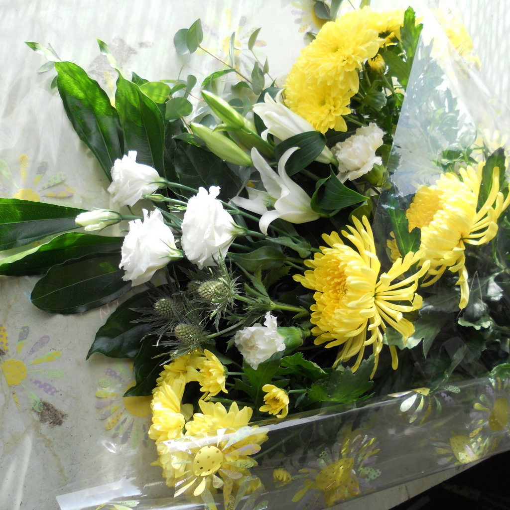 Красивый букет цветов хризантема