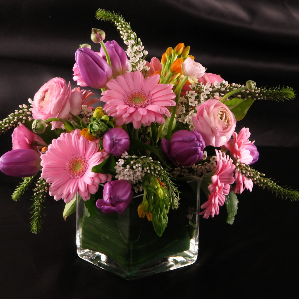 Красивый букет гербера