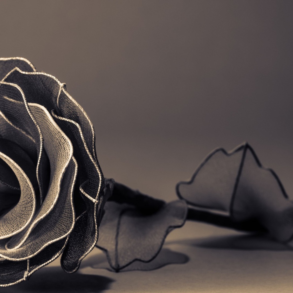 Роза из фатина