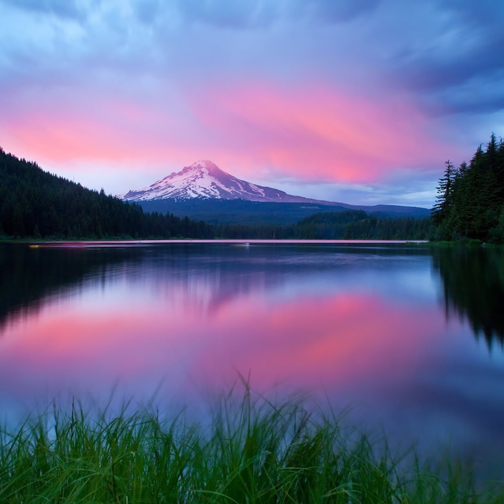 Отражение гор