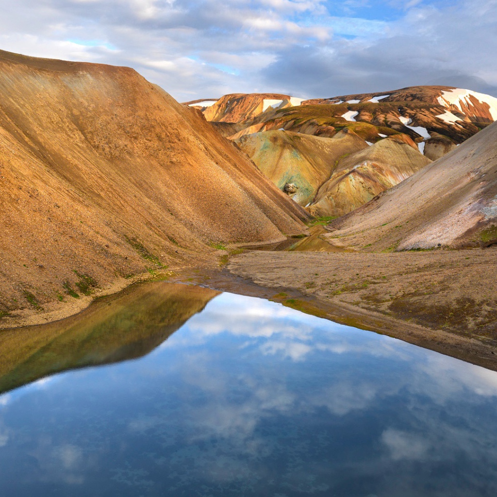 Горы в Исландии