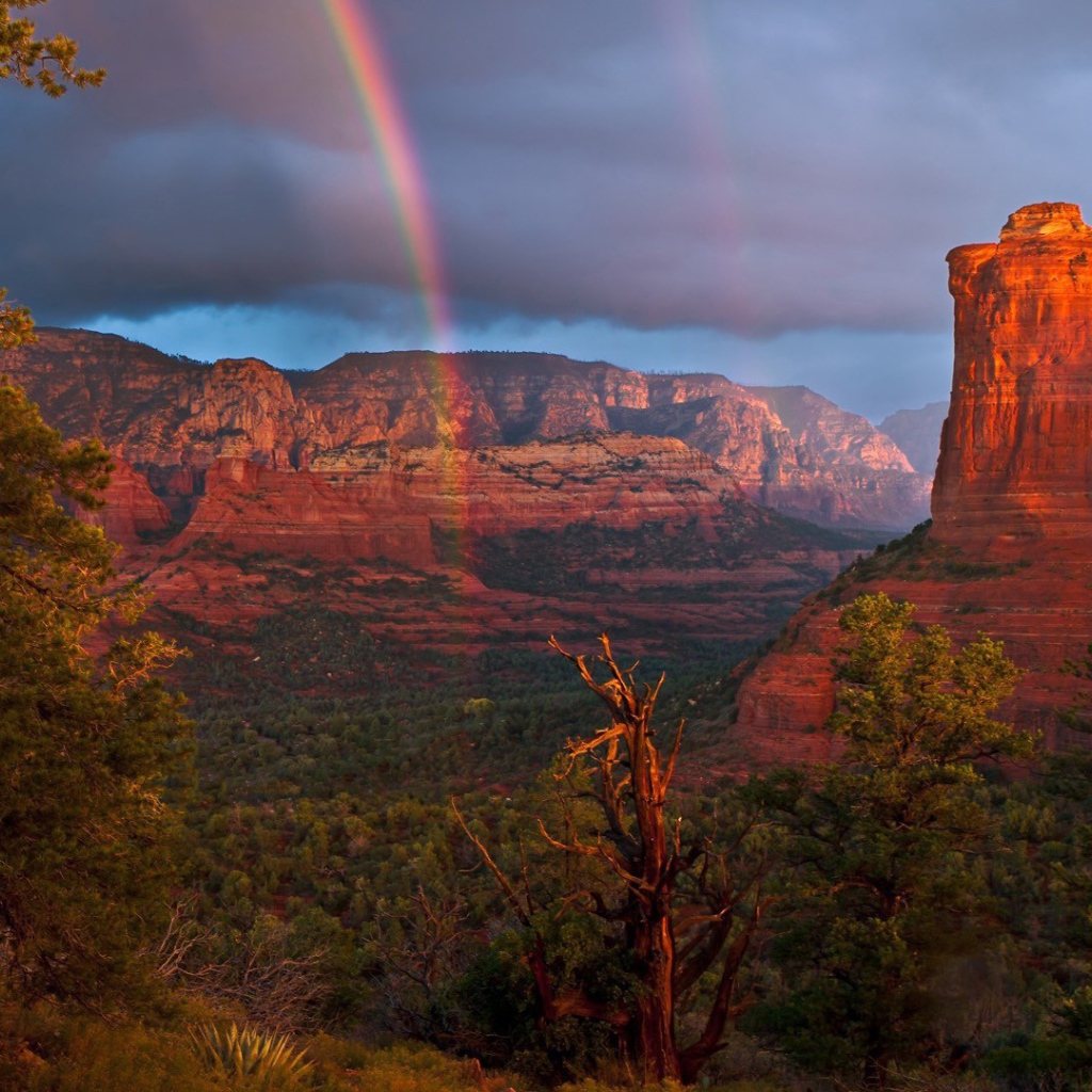 Радуга в каньоне