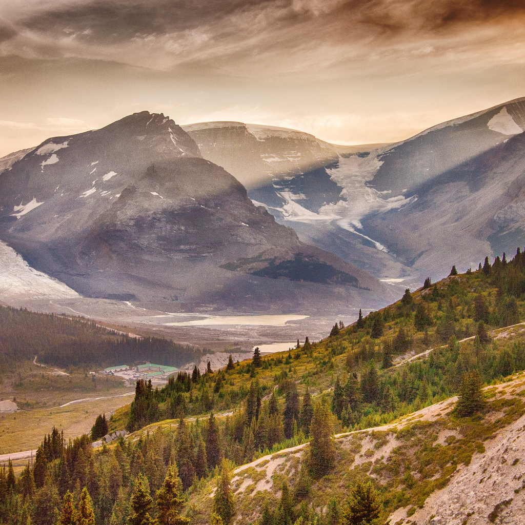 Закат над горами