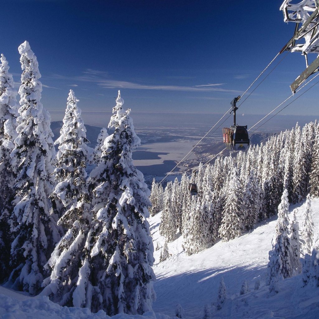 Подъемник на снежную гору