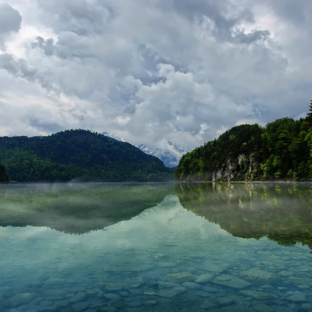 Туман над озером