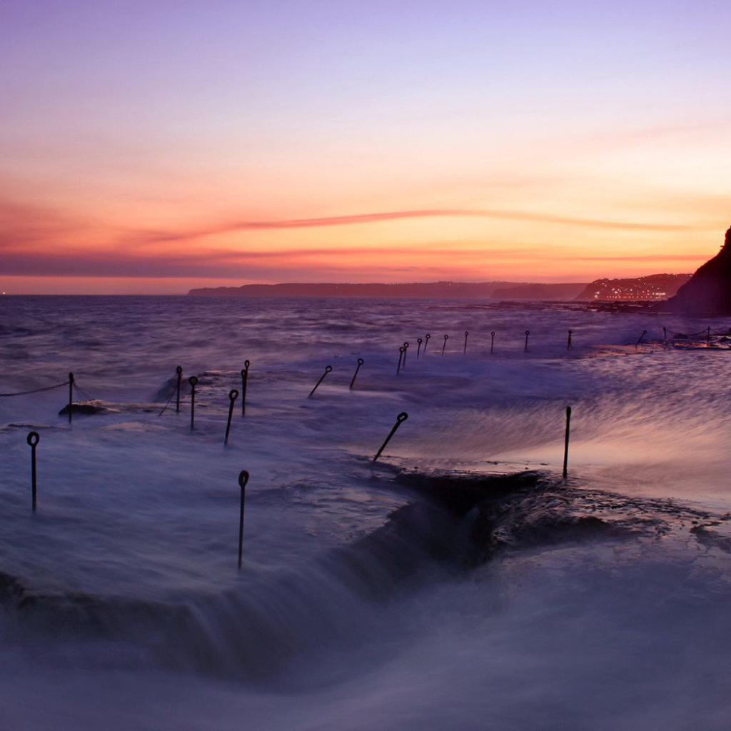 Берег во время шторма