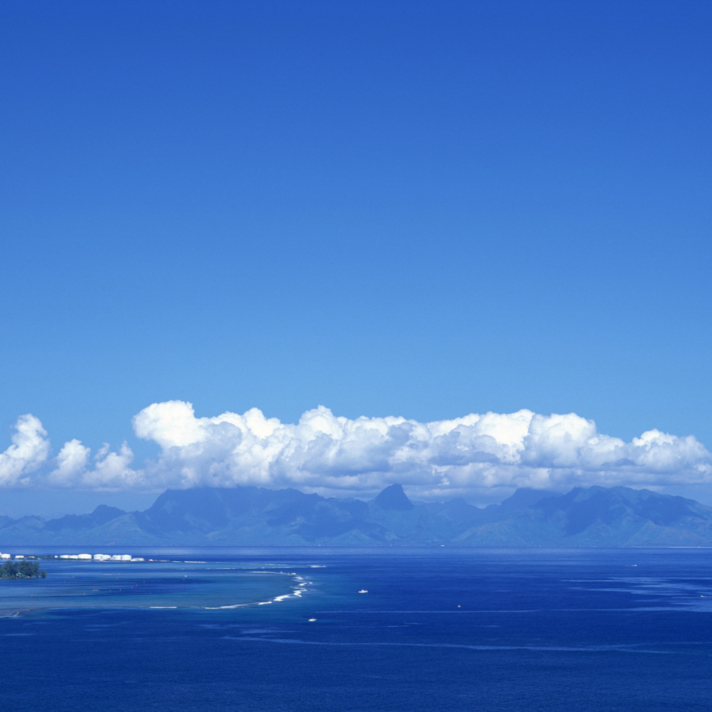 Голубые горы за морем