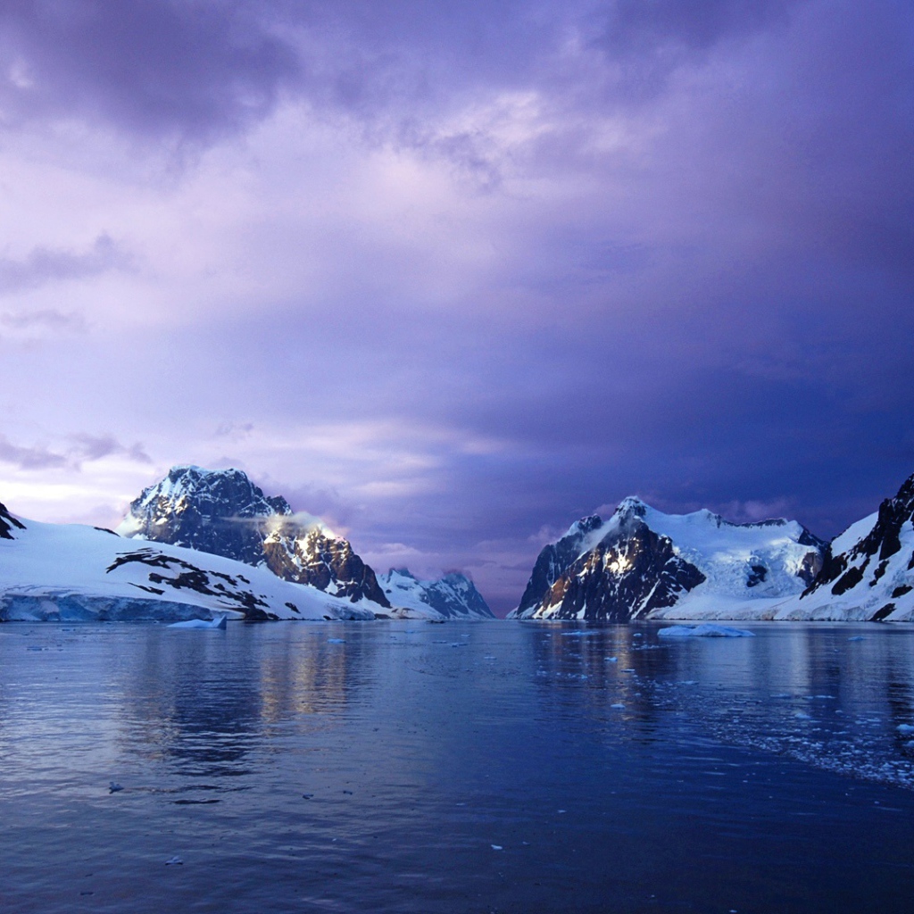 Канал Лемера в Антарктике 