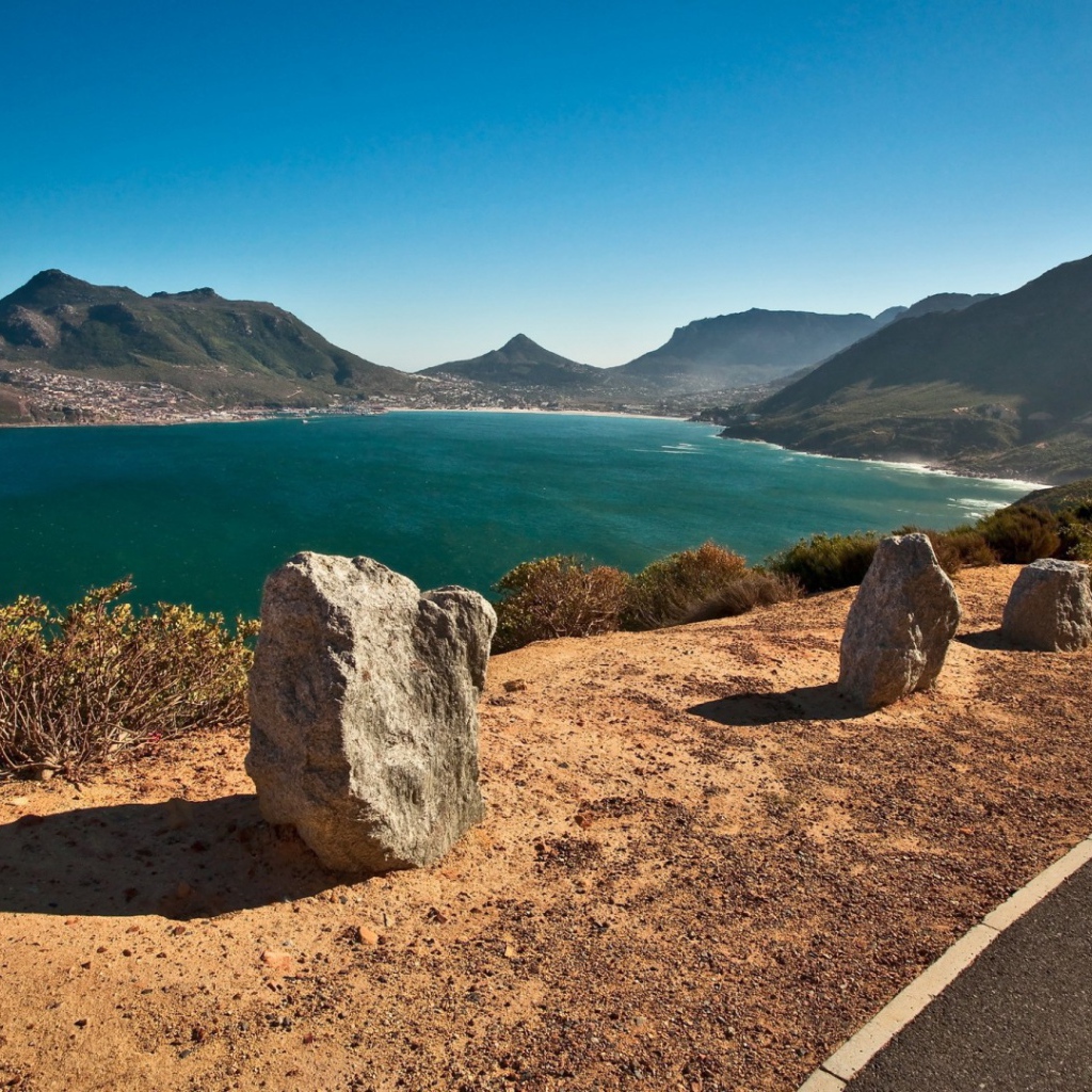 Дорога у моря