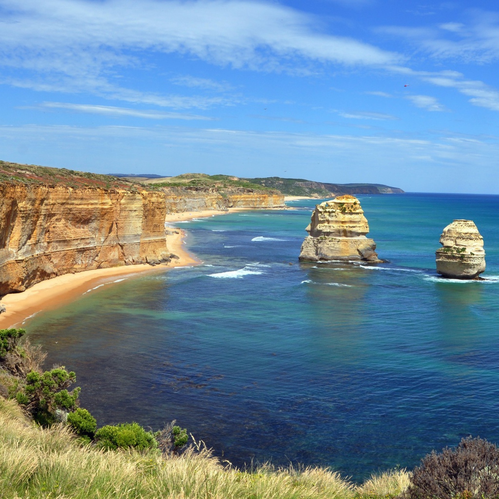 Маленькие острова у берега