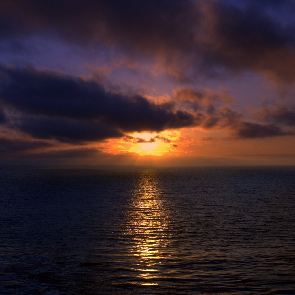 Закат над океаном