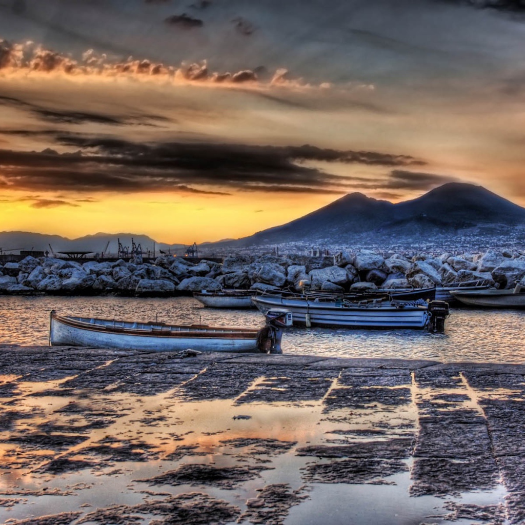 Закат на лодочном причале