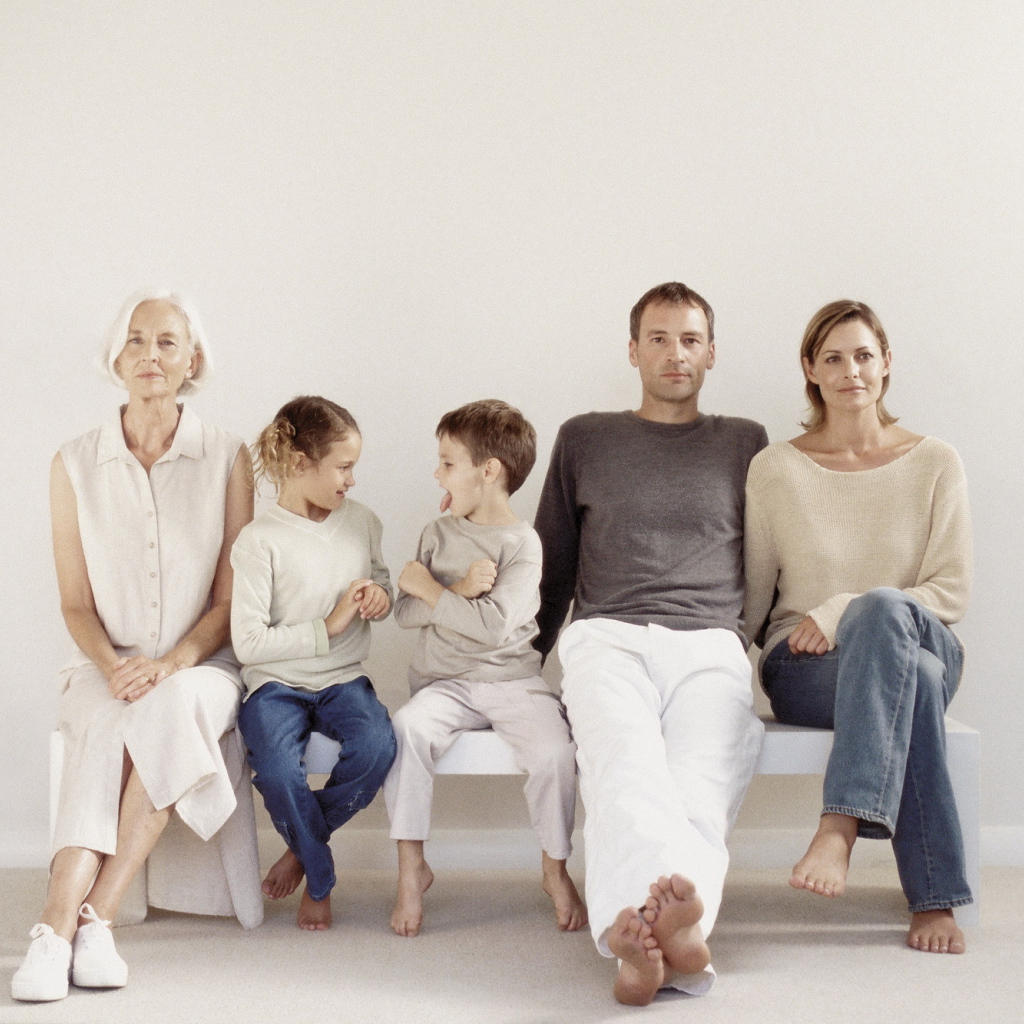 Семья с бабушкой