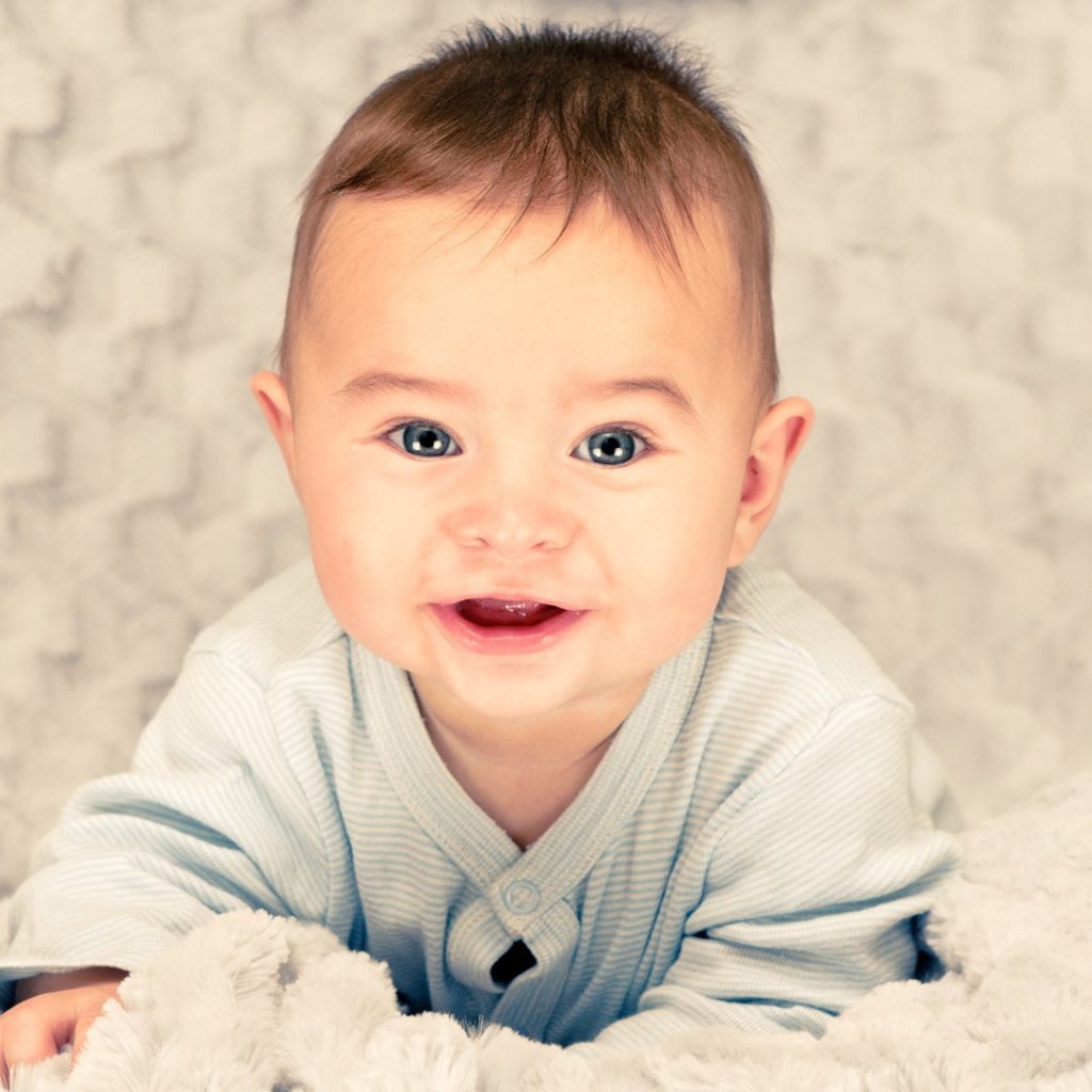 Очаровательный ребенок