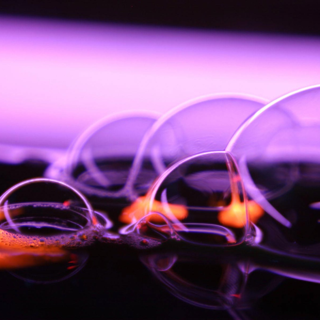 Пузырьки на воде