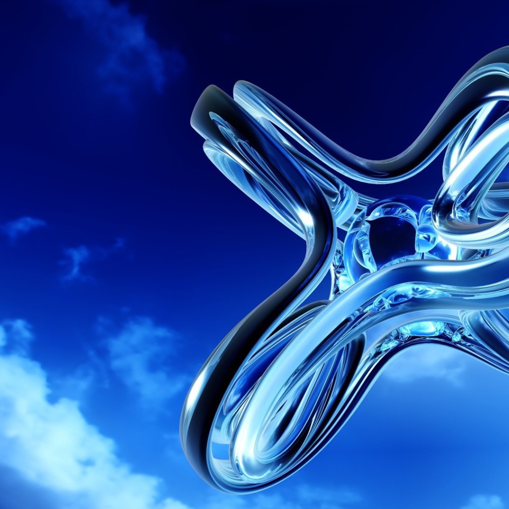 Стеклянная фигура на фоне неба