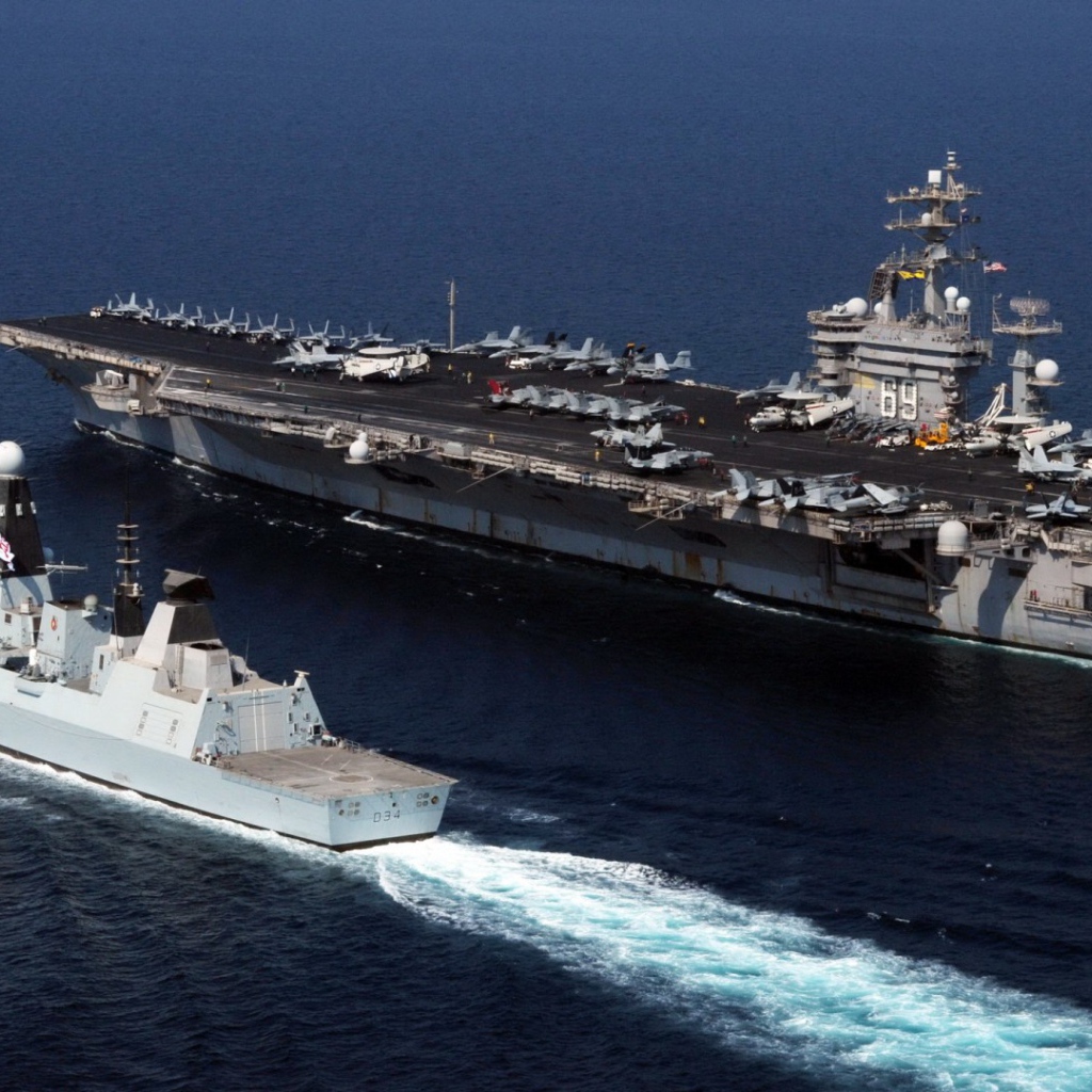 Два корабля ВМФ США