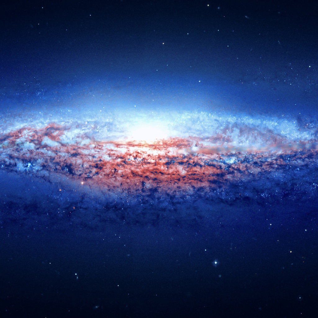 Яркая галактика