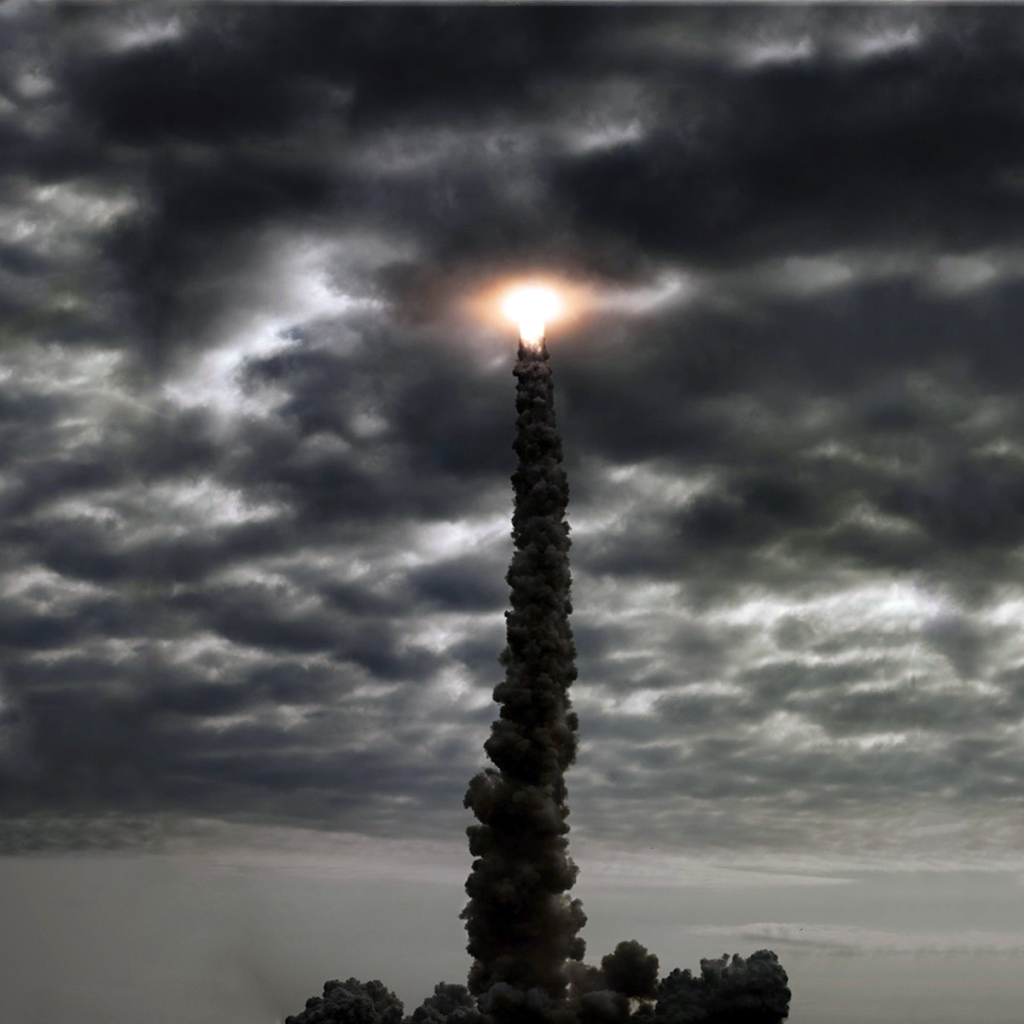 След от ракеты