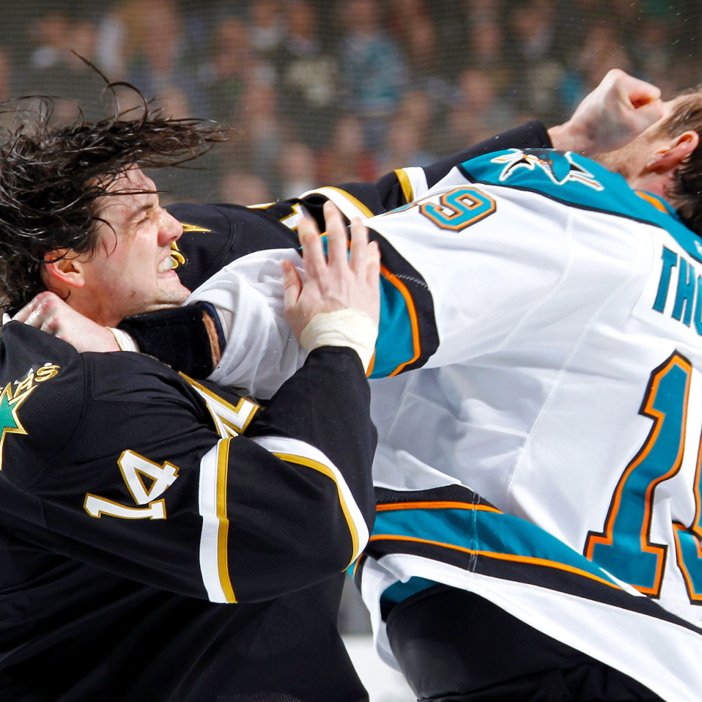 Лучший Хоккеист Джейми Бенн