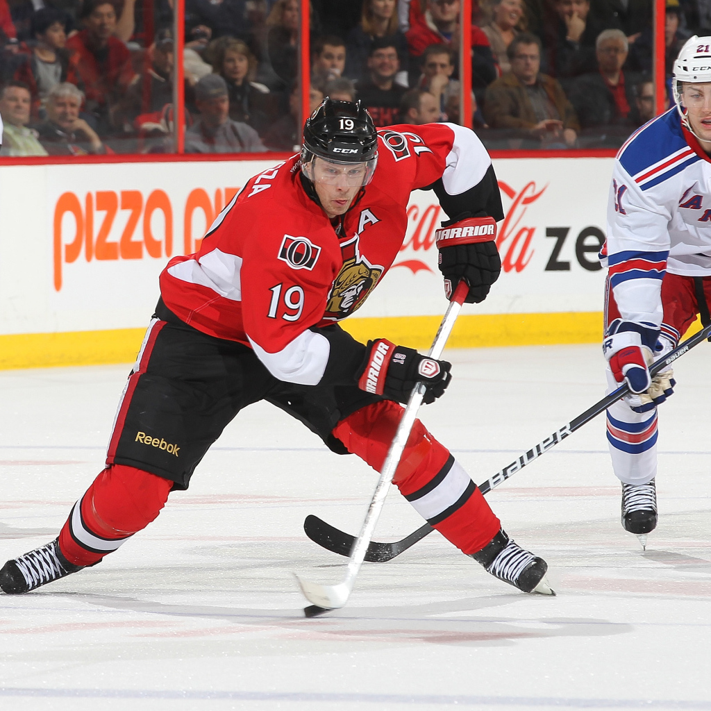 Лучший хоккеист Джейсон Спецца