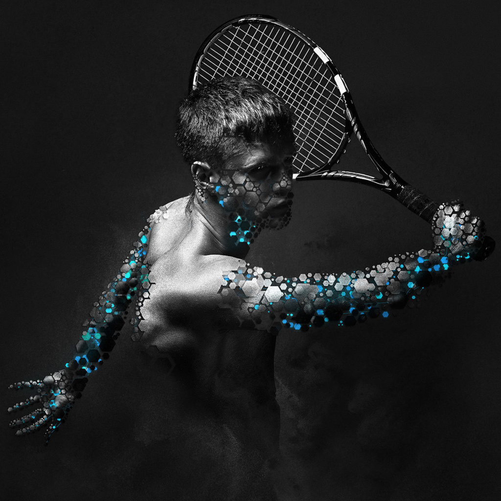 Мужчина с ракеткой