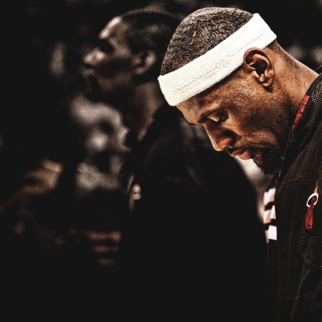 Баскетболист Леброн