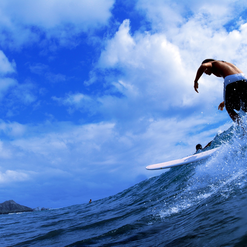 Парень на волне